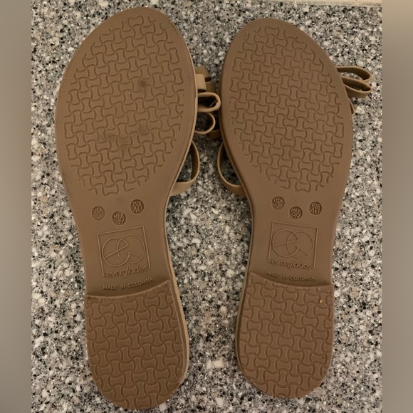 NWOT Box Everglades Sandals - Picture 3 of 4